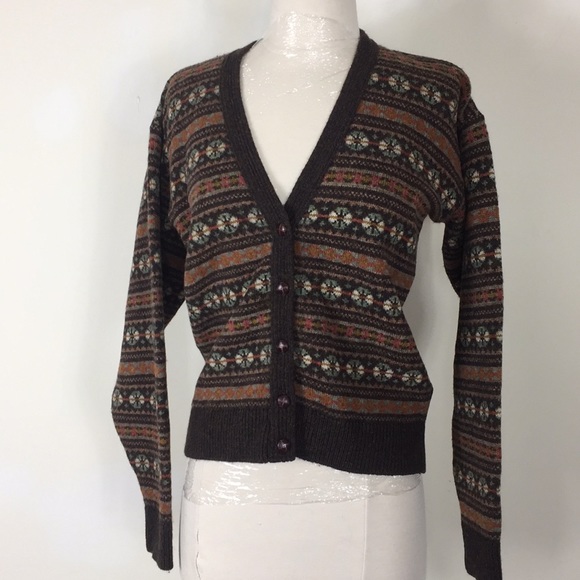 Barneys New York Sweaters - Barney’s Vintage Cardigan Brown  Wool Scotland M